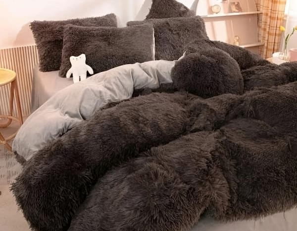 تصویر 4 از رو تختی حوله‌ ای نرم و جذاب برای خواب راحت